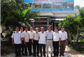 Khai trương hai điểm cung cấp tinh và dịch vụ thụ tinh nhân tạo bò tại huyện Ba Tri tỉnh Bến Tre